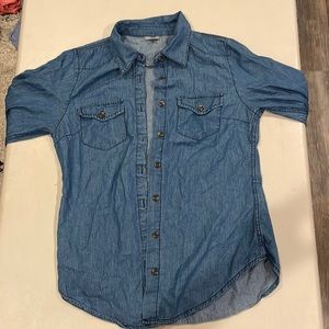 Charlotte Russe women’s button up denim long sleeve